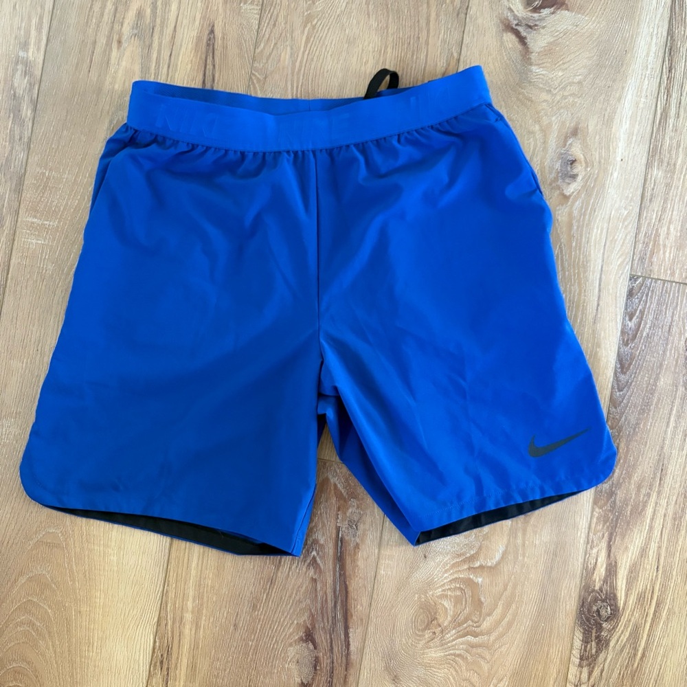NWT Nike Royal Blue Sports Athletic Shorts L